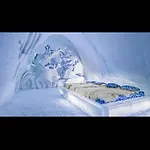 Traditional Finnish Lapland House At Wild Forest Backyard! 度假居 *