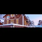 Traditional Finnish Lapland House At Wild Forest Backyard! 度假居 *