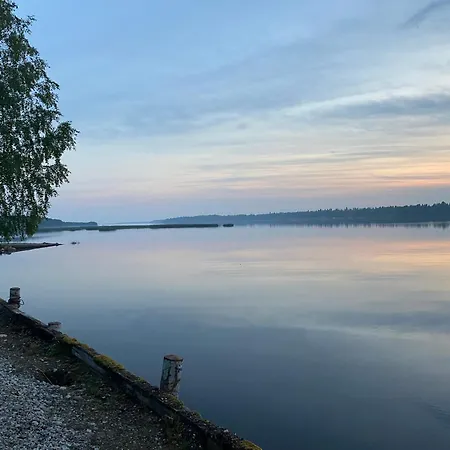 Vakantiehuis Traditional Finnish Lapland House At Wild Forest Backyard!