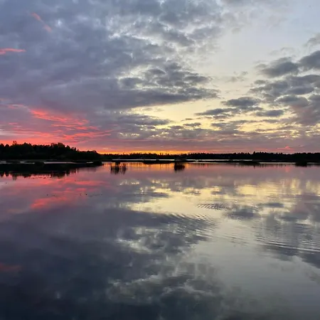 Traditional Finnish Lapland House At Wild Forest Backyard! Holiday home *