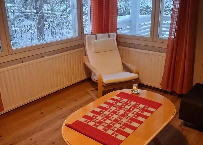 Traditional Finnish Lapland House At Wild Forest Backyard! * ケミ