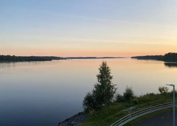 Traditional Finnish Lapland House At Wild Forest Backyard! * ケミ