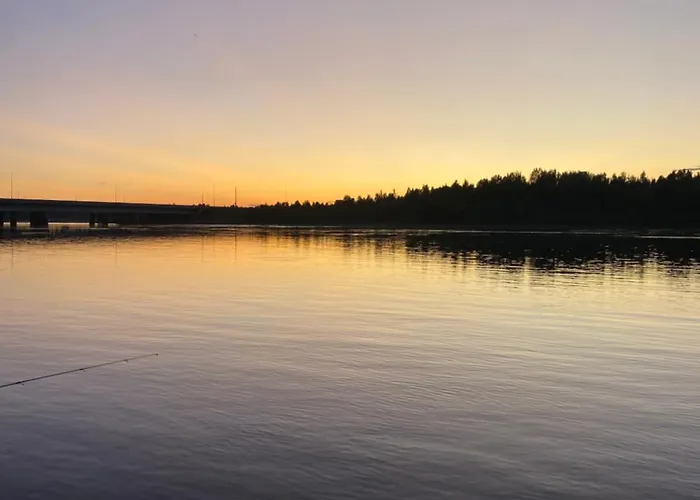 Traditional Finnish Lapland House At Wild Forest Backyard! Vakantiehuis Kemi